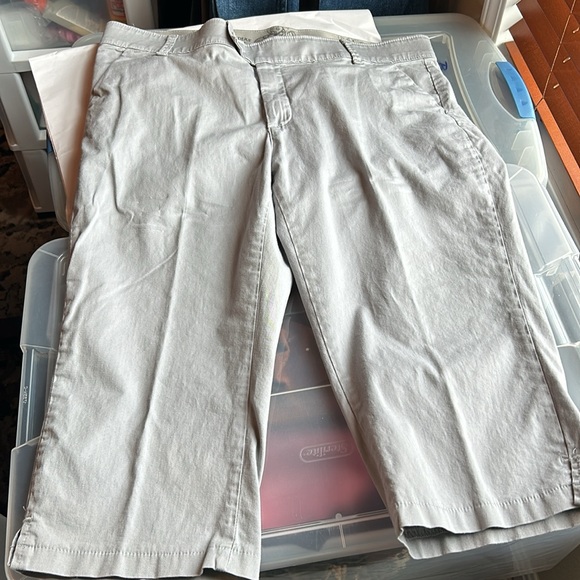 Capri Riders by Lee size 18M - Picture 7 of 8